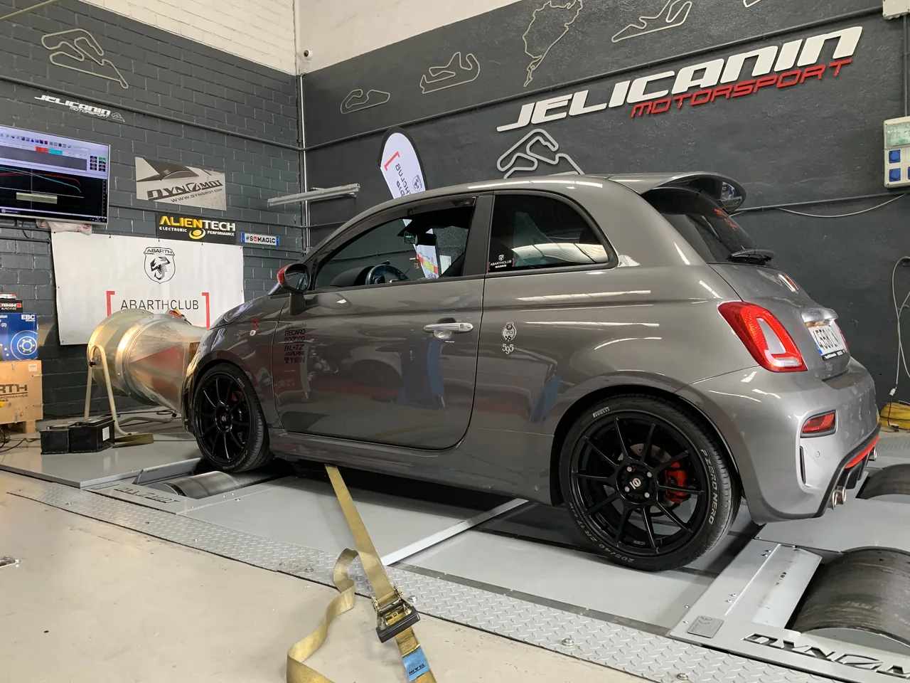 Abarth 595 1.4 T-Jet Turismo en el banco de potencia DynoMot 4x4 de Jelicanin Motorsport
