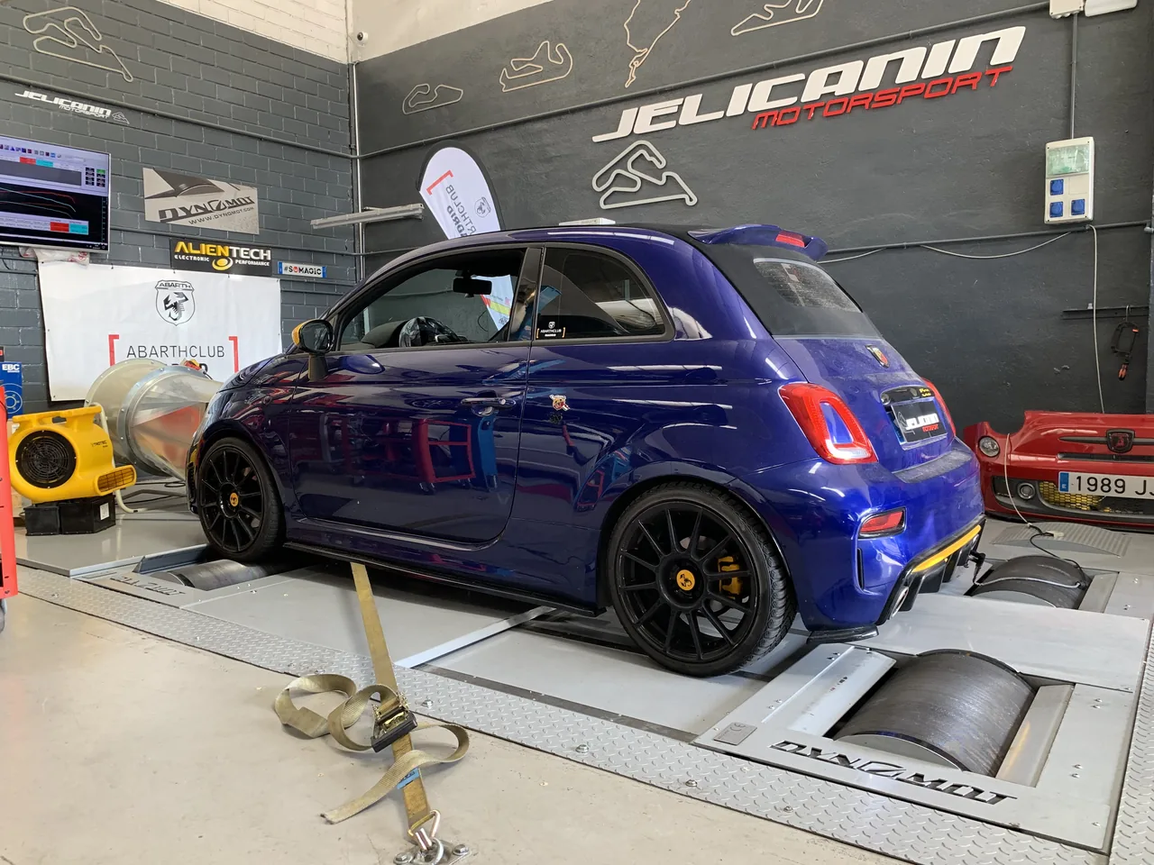 Abarth 595 1.4 T-Jet en el banco de potencia DynoMot 4x4 de Jelicanin Motorsport