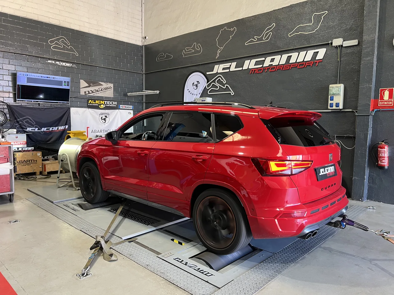 CUPRA Ateca 2.0 TSI 300 4Drive en el banco de potencia DynoMot 4x4 de Jelicanin Motorsport