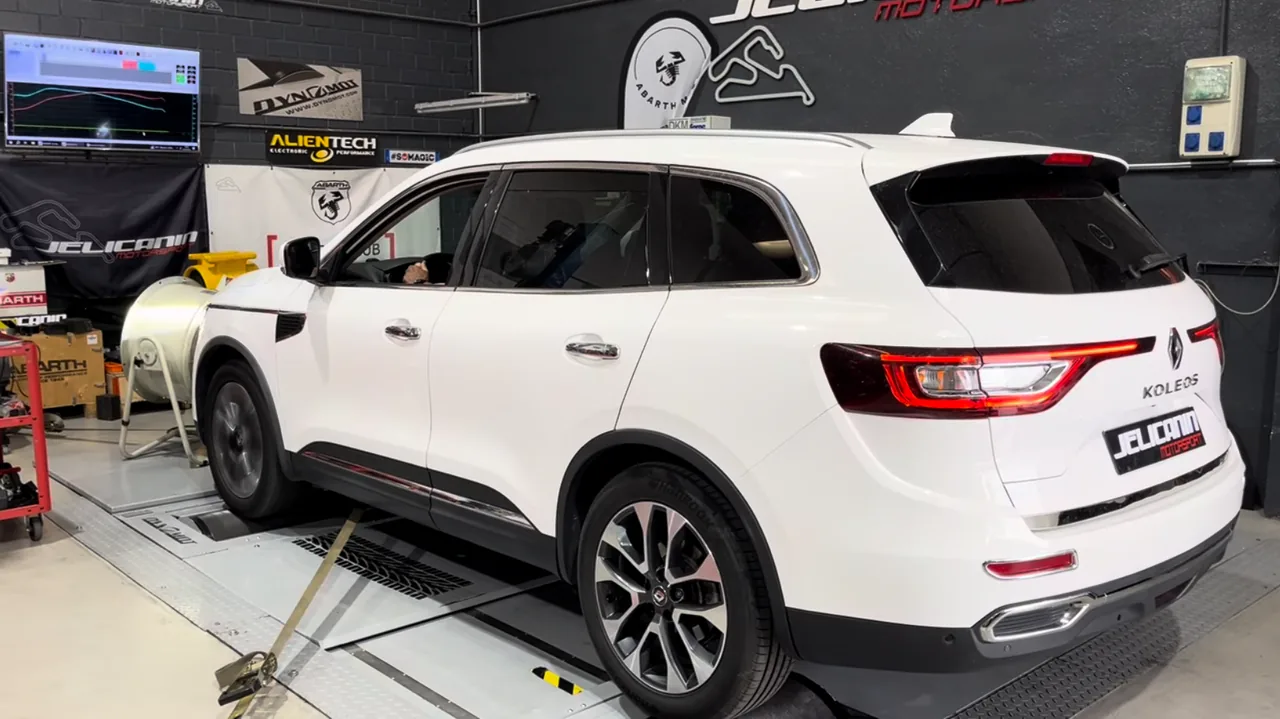 Renault Koleos 2.0 dCi 175 en el banco de potencia DynoMot 4x4 de Jelicanin Motorsport