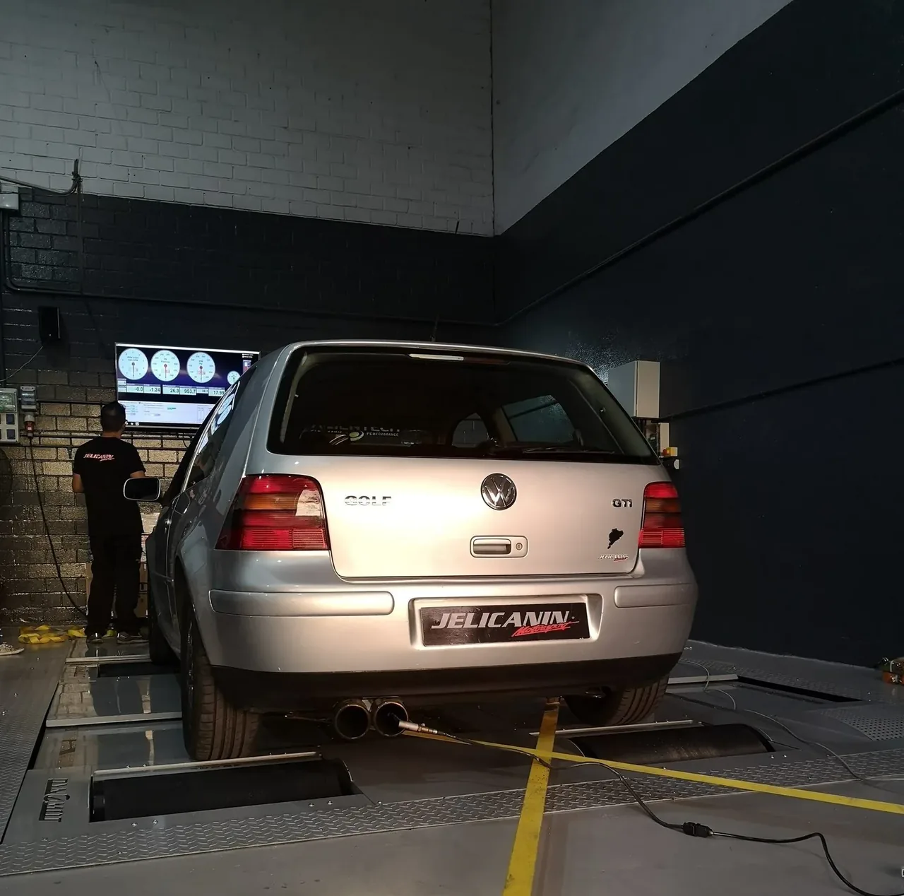 VW Golf IV GTI en banco