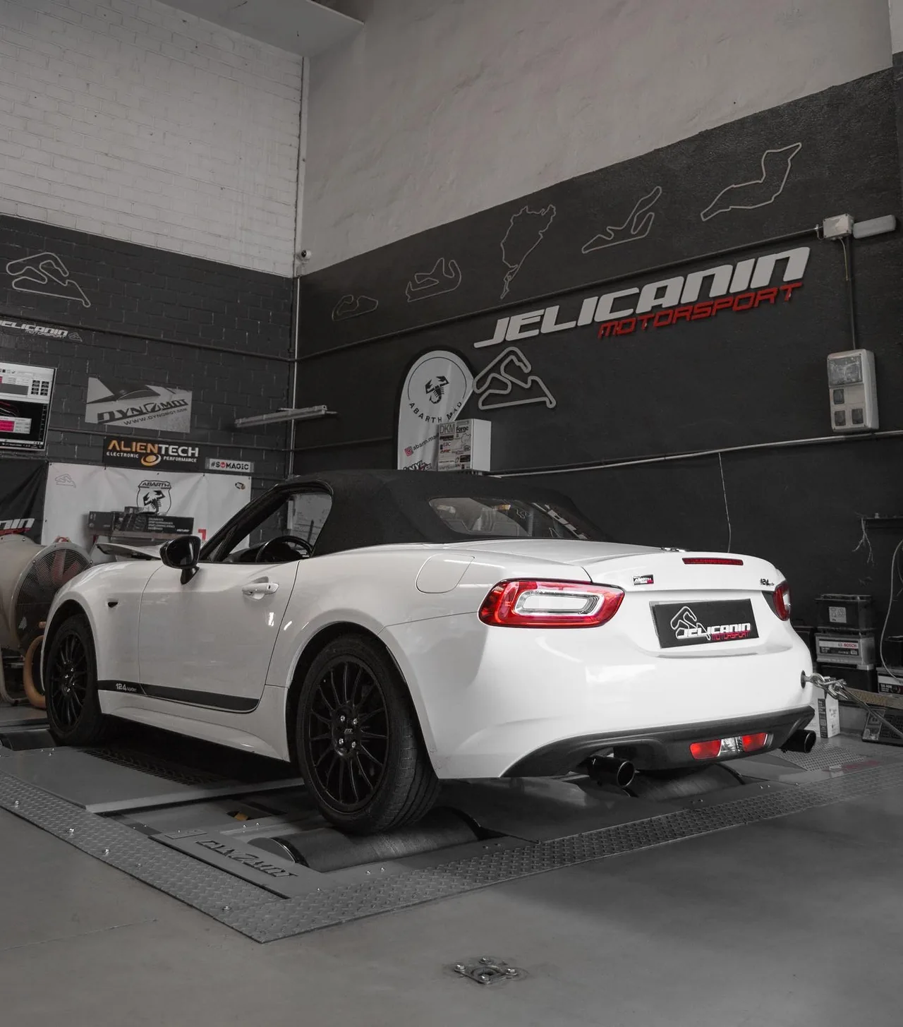 Abarth Spider 124 en banco 4x4