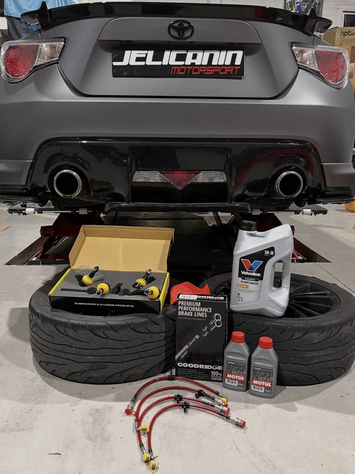 Preparación para circuito Toyota GT